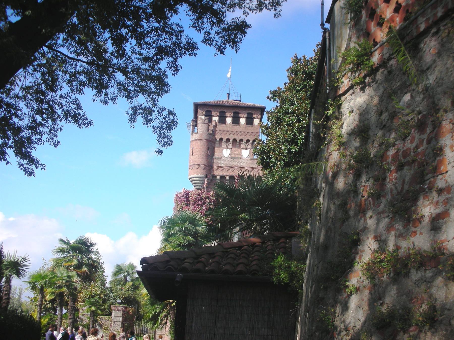 facciata e torretta del castello di mazzè