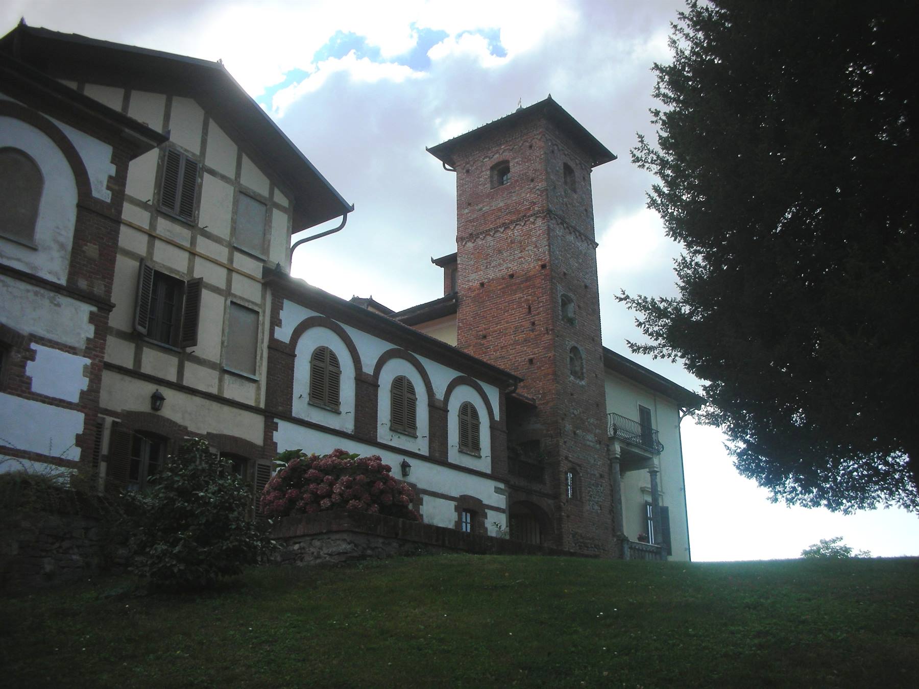 castello di Masino