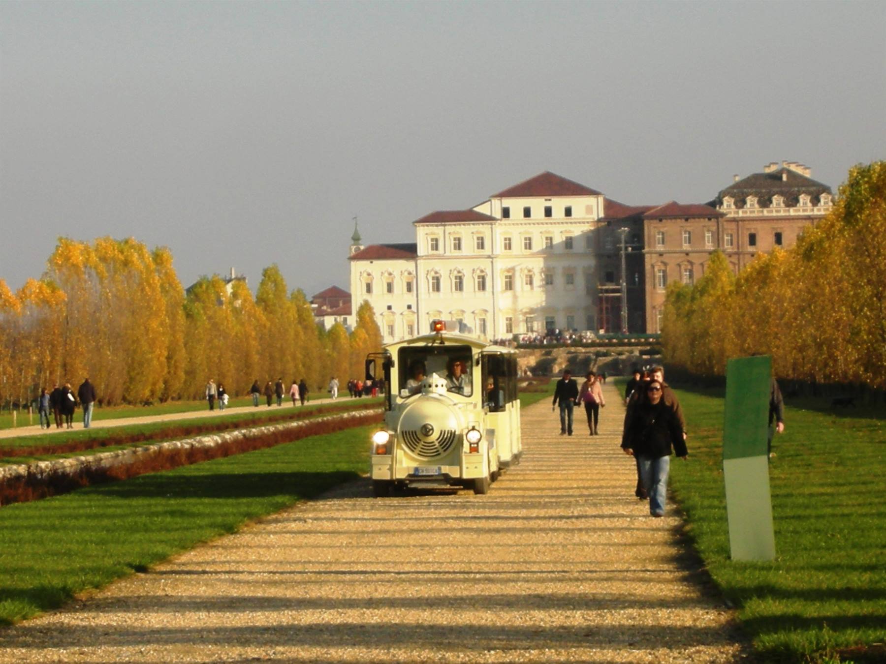 trenino nel parco