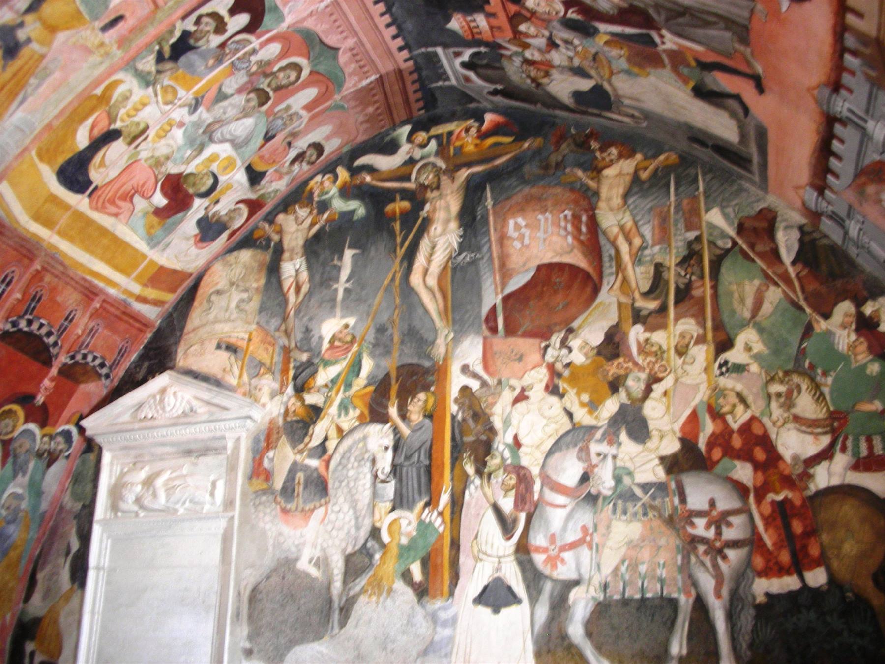 affreschi in chiesa
