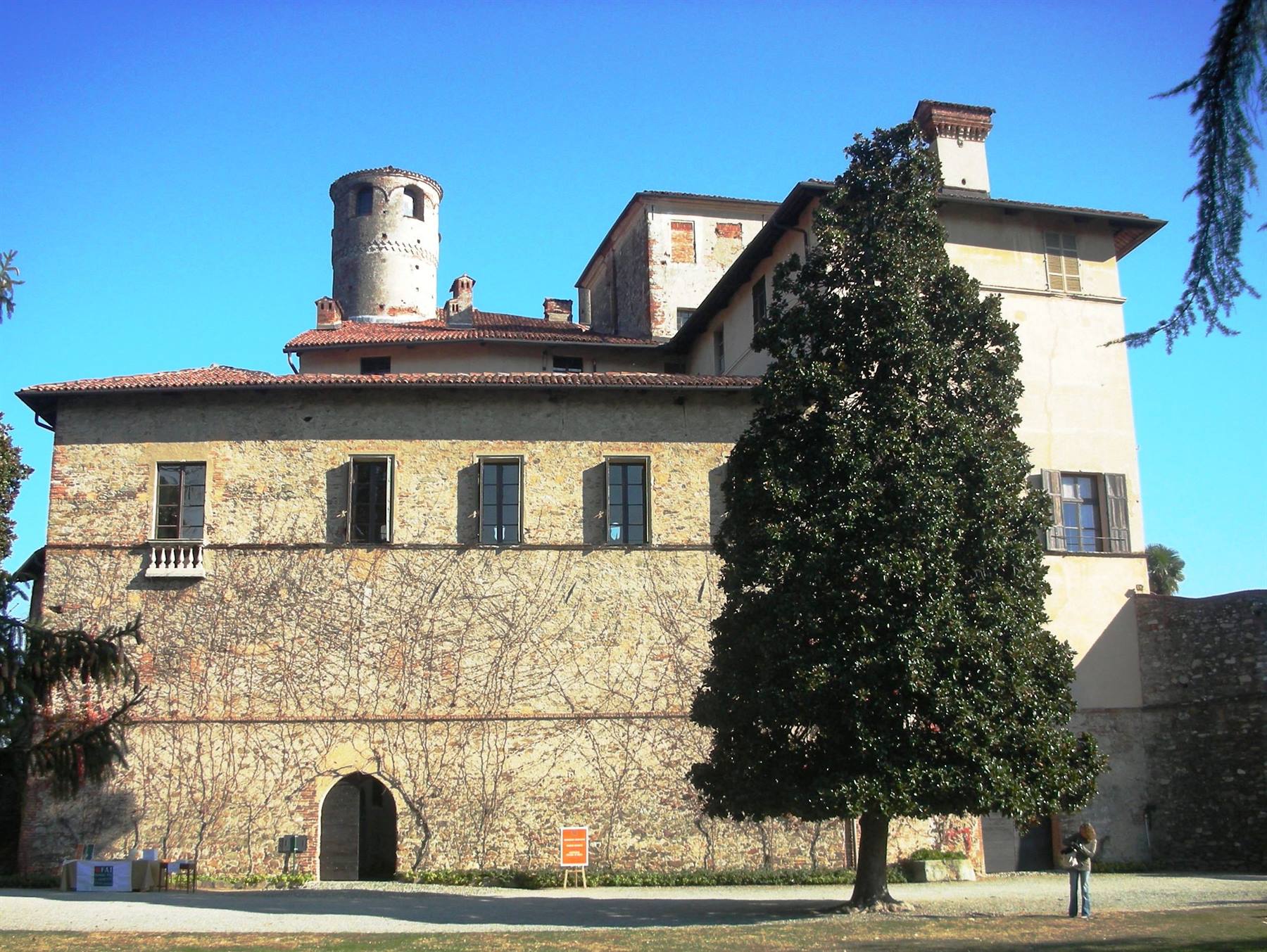 fronte castello