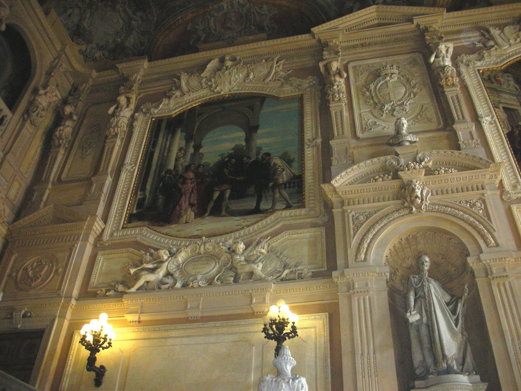 interno scala per palazzo reale, affreschi