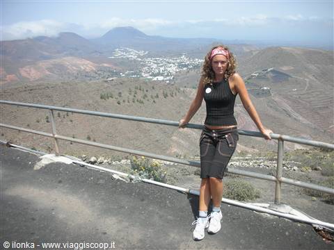 io e il territorio di lanzarote dietro...