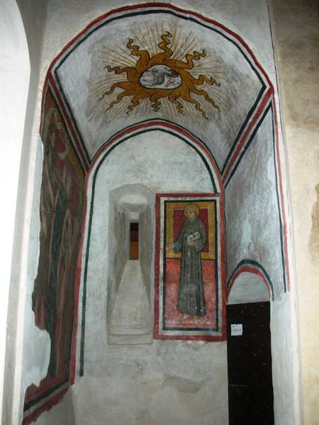 affreschi interni al castello