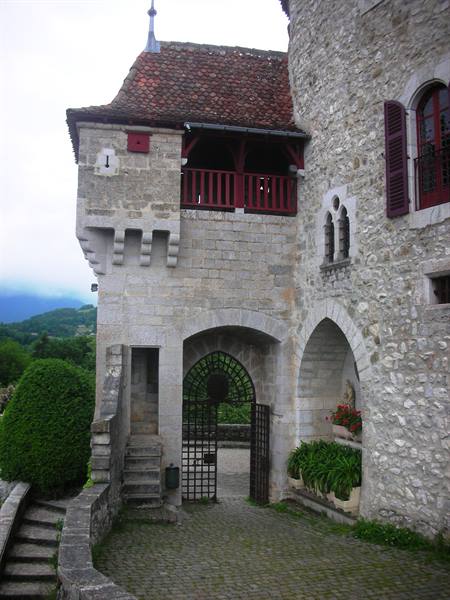 ingresso al castello