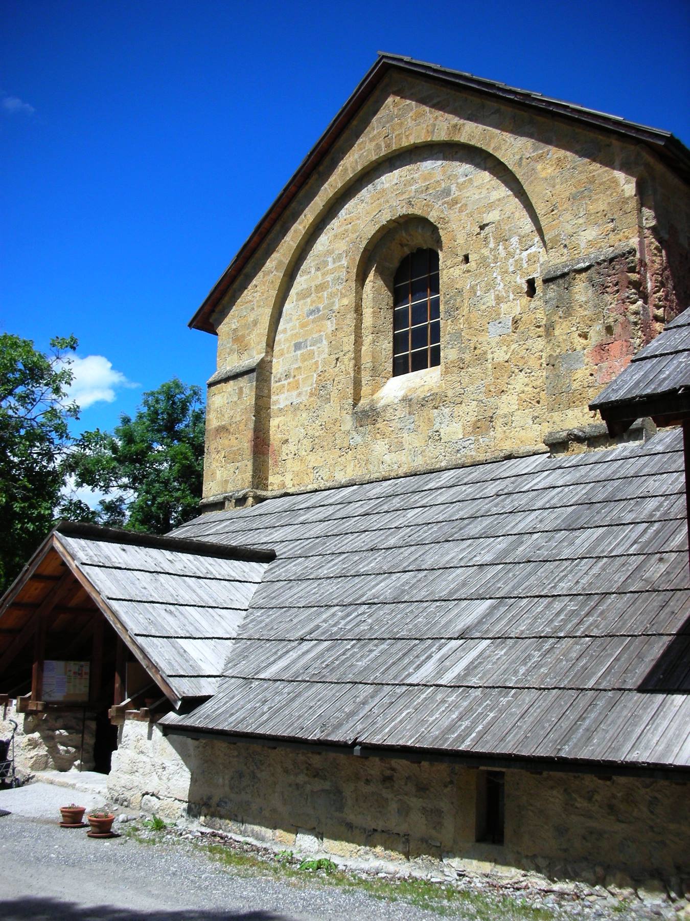 esterno abbazia