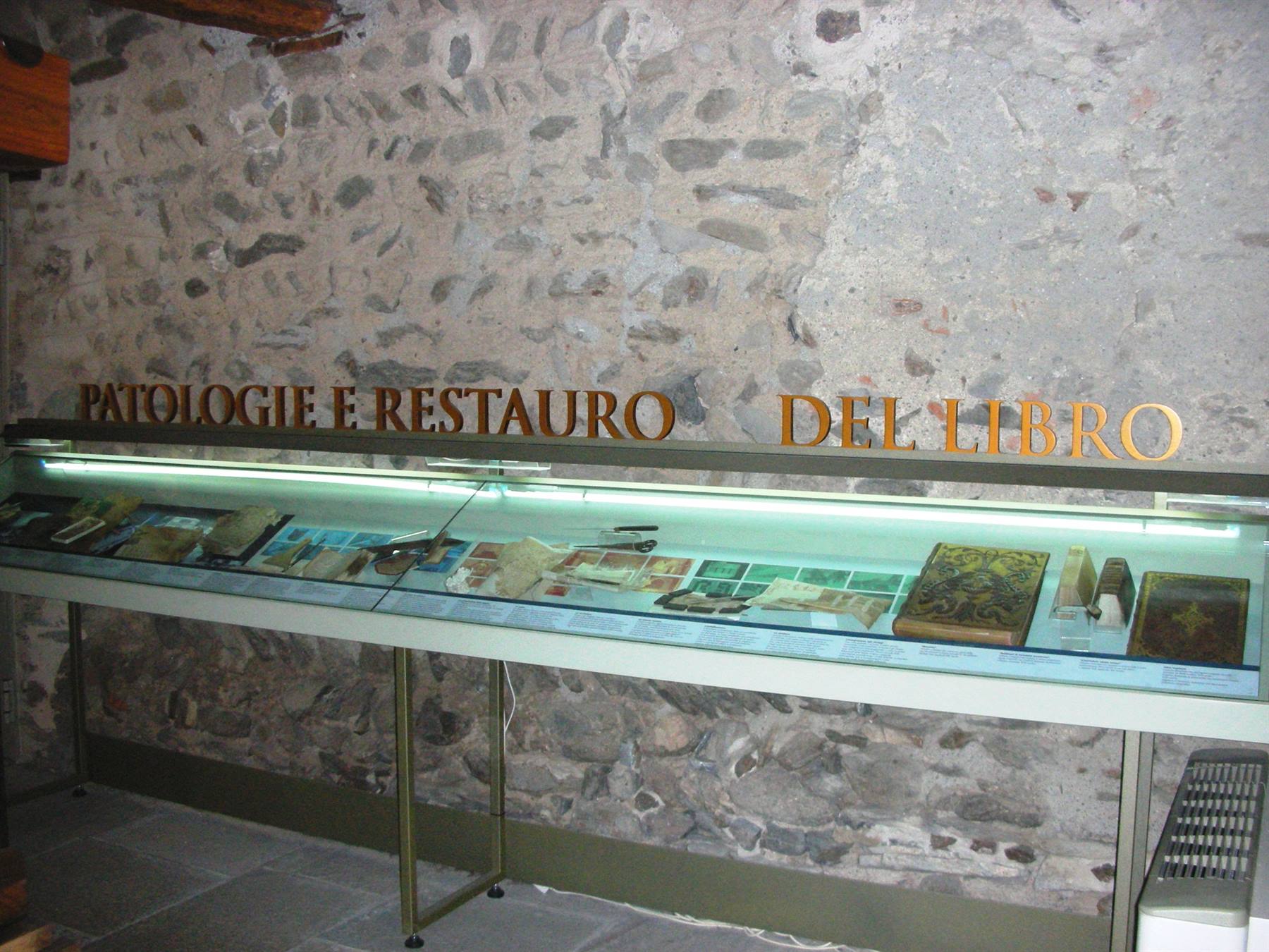 museo restauro libri antichi