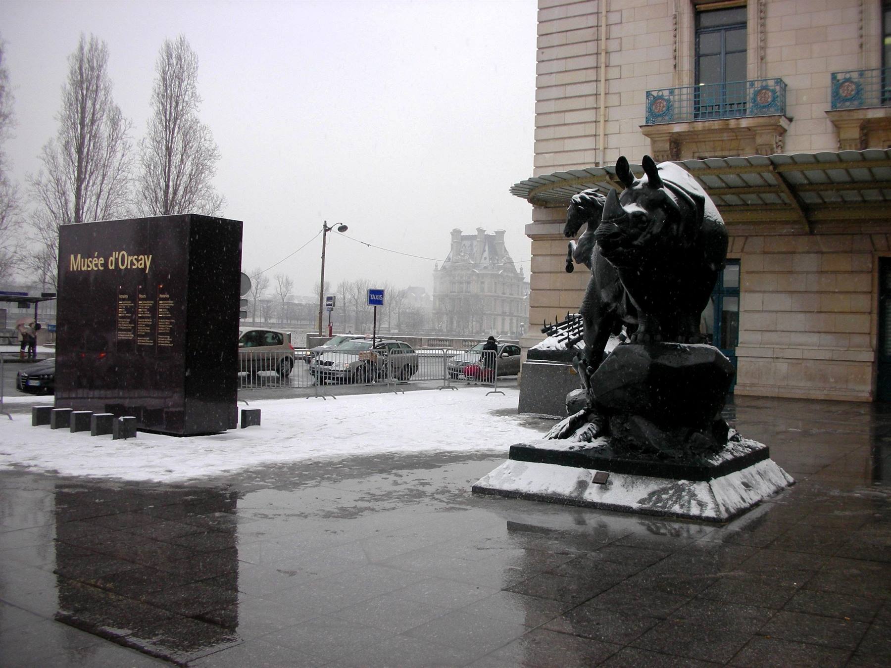 musee d'orsay sotto la neve