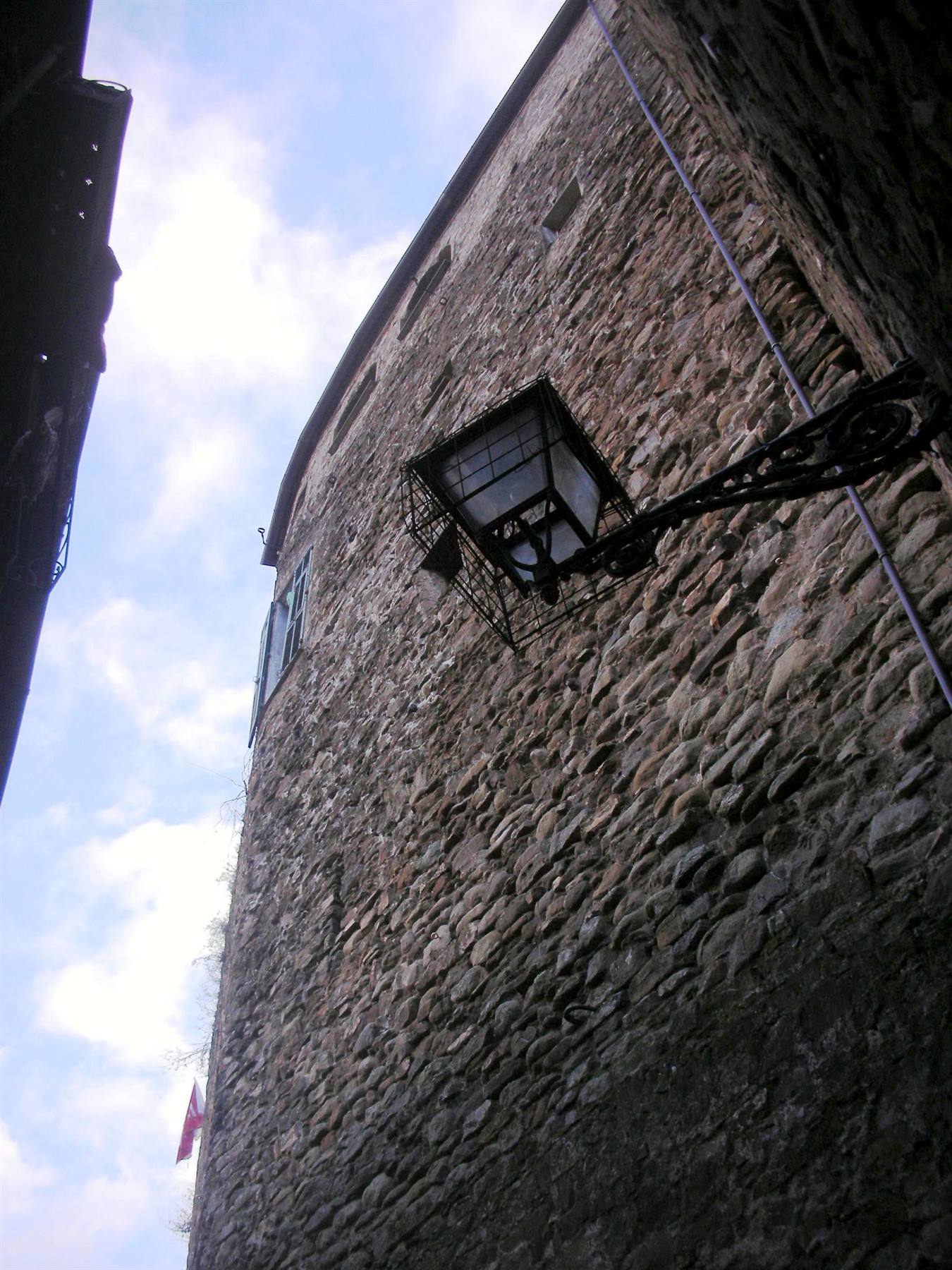 veduta del castello dal basso