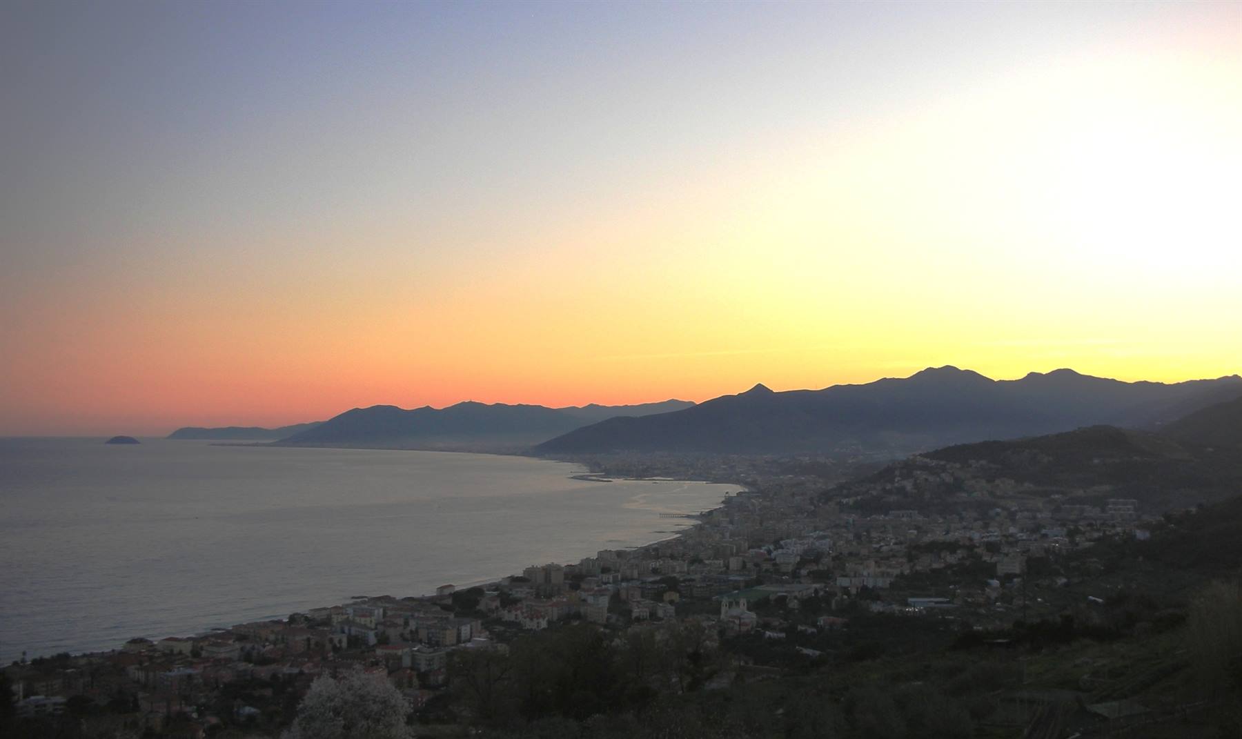 tramonto dal borgo