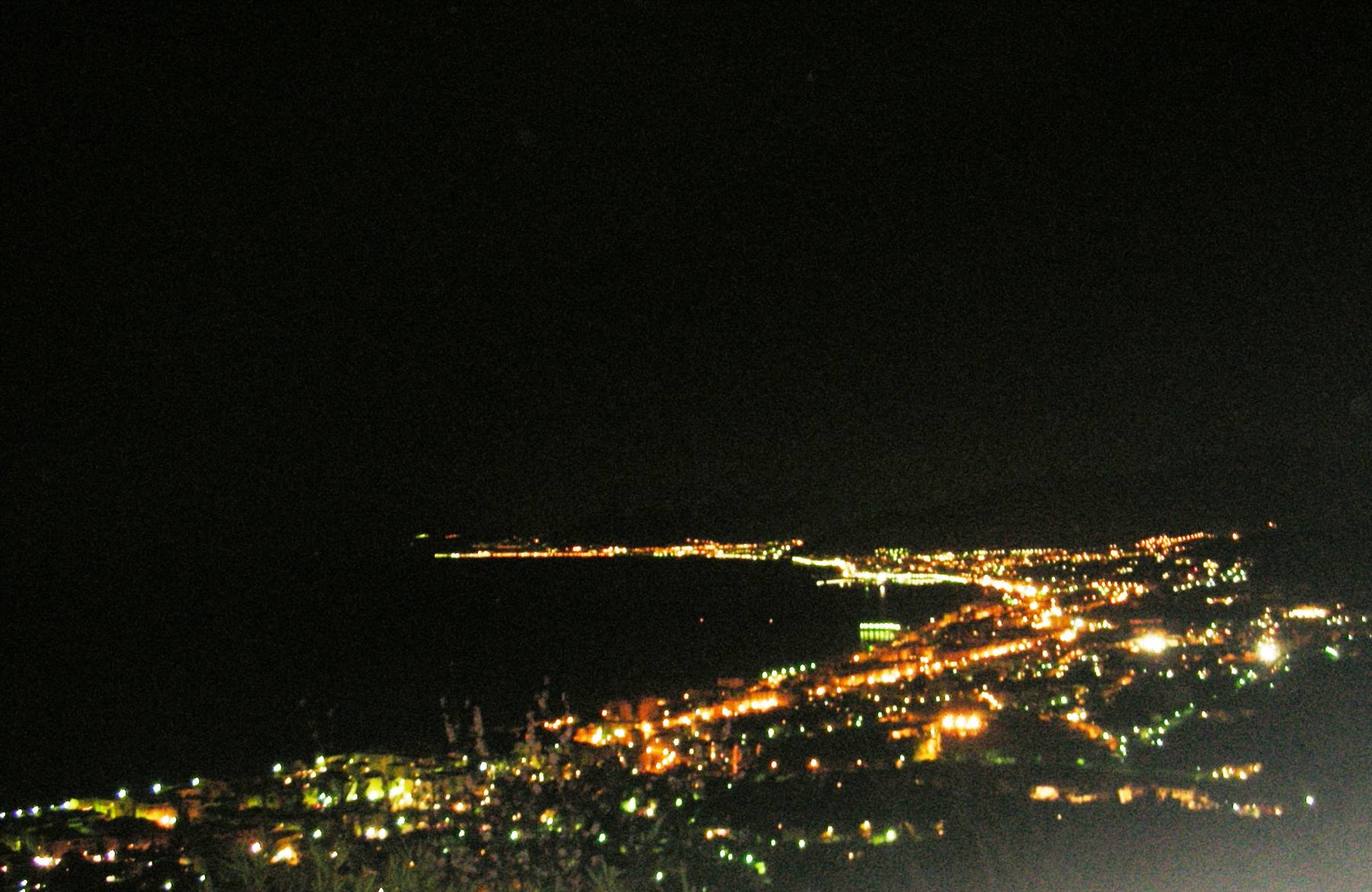 veduta golfo ligure in notturna