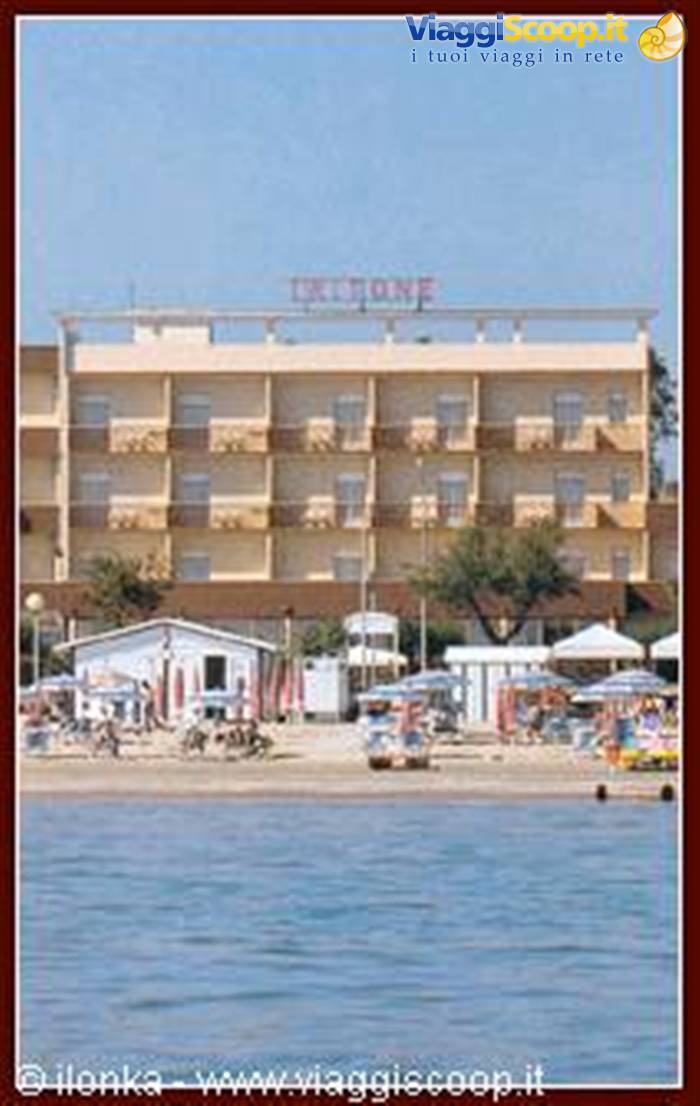 hotel tritone