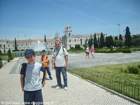 Davanti al Monasterio dos Jeronimos - Belem