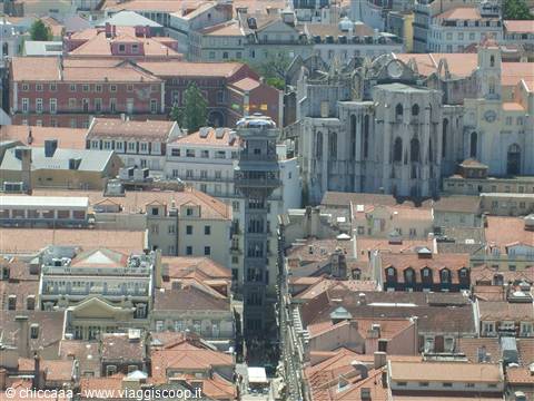 Elevador e vista sul Chado