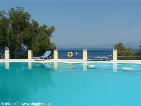 Blu sul Blu - La nostra piscina