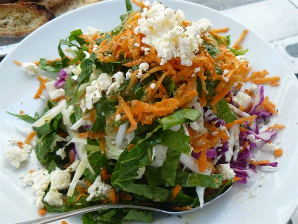 Il nostro pranzo: mix salad