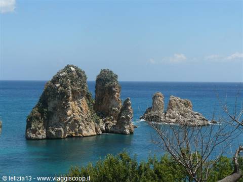 Scopello - I faraglioni