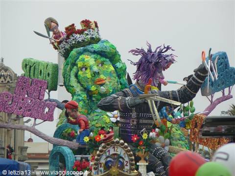Viareggio - Sfilata dei carri