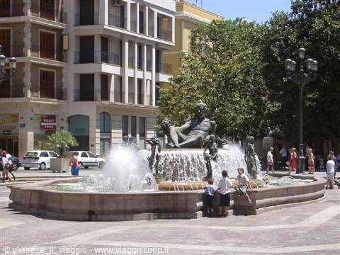 Plaza de La Virgen