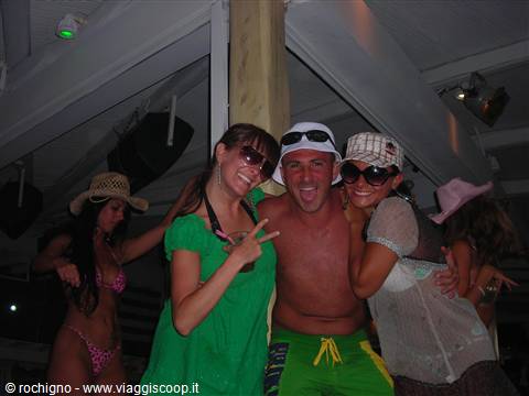 Rochi al Tropicana