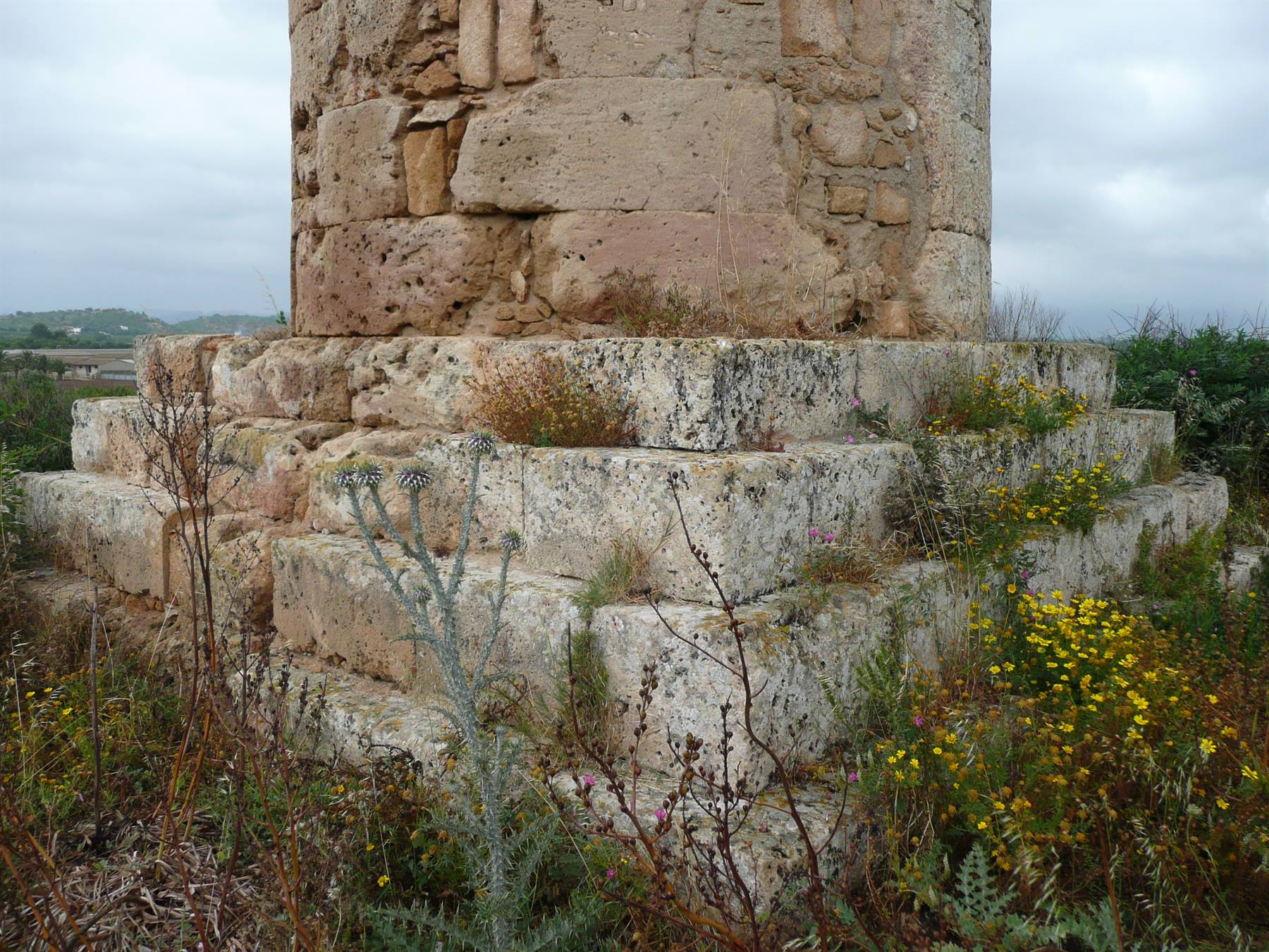 Eloro - Colonna Pizzuta - basamento