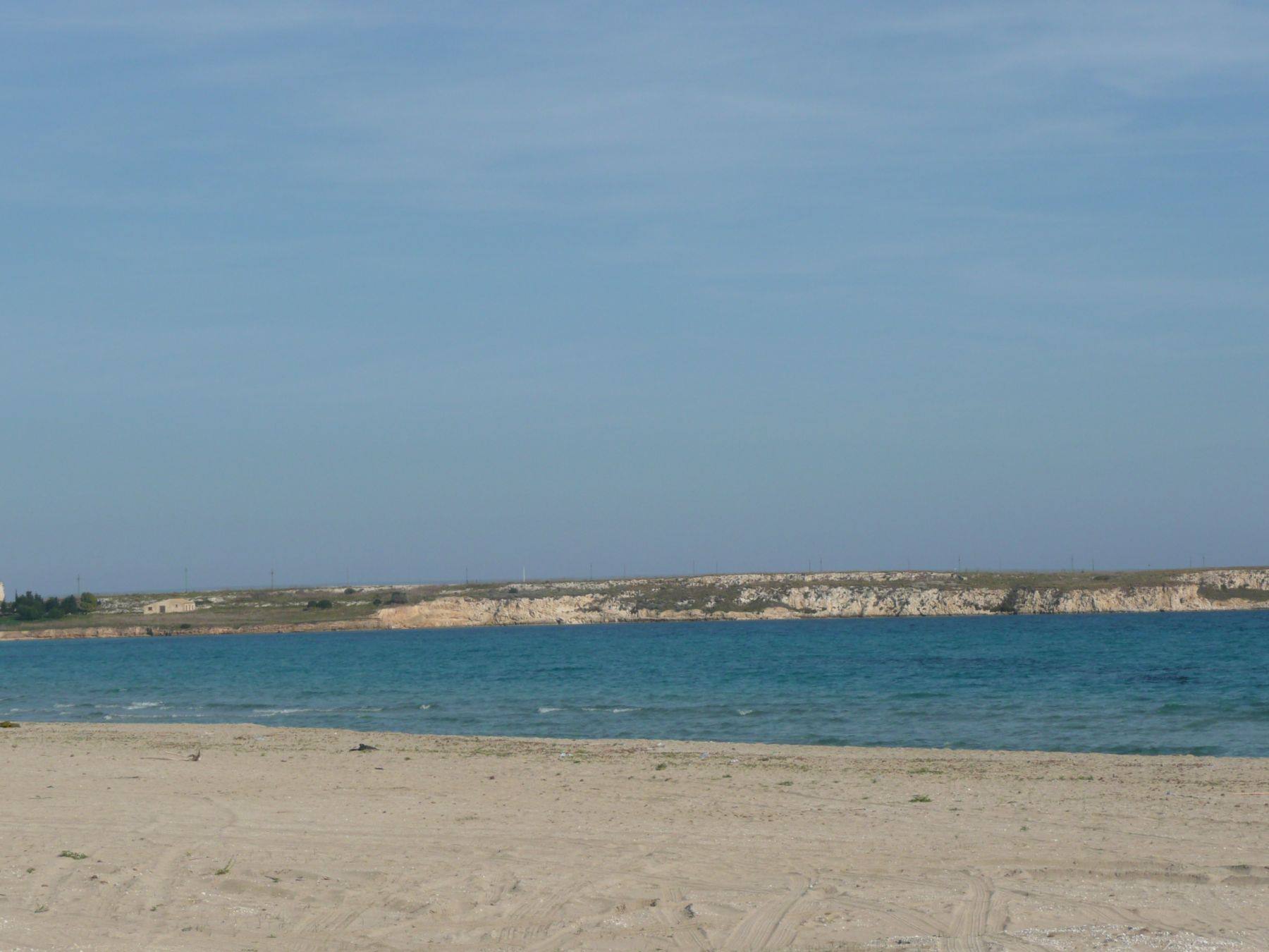 THAPSOS - la penisoletta vista dalla spiaggia