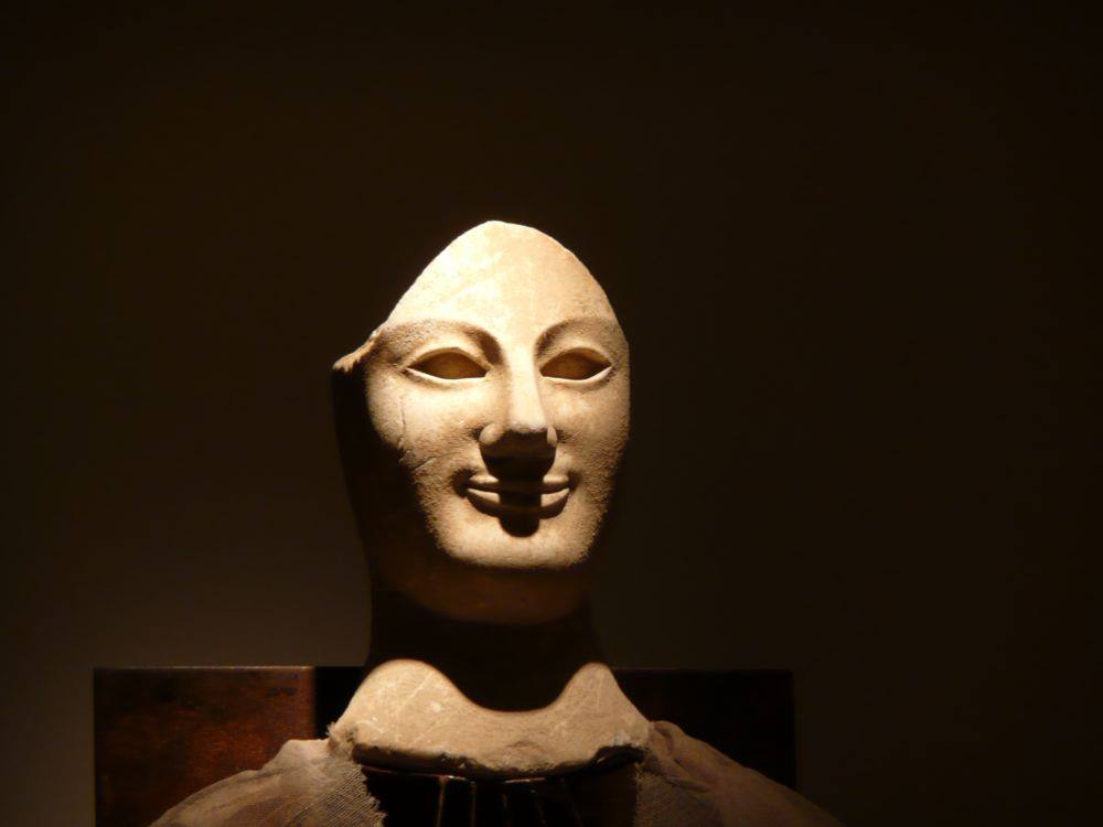 AIDONE - museo: sorriso enigmatico di Demetra