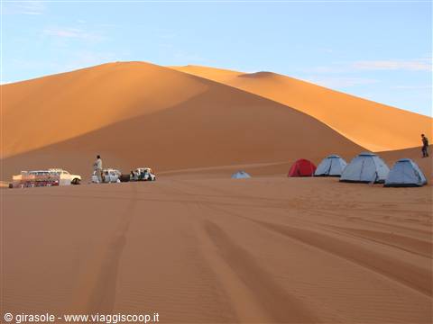 il nostro campo fra le dune del Murzuq