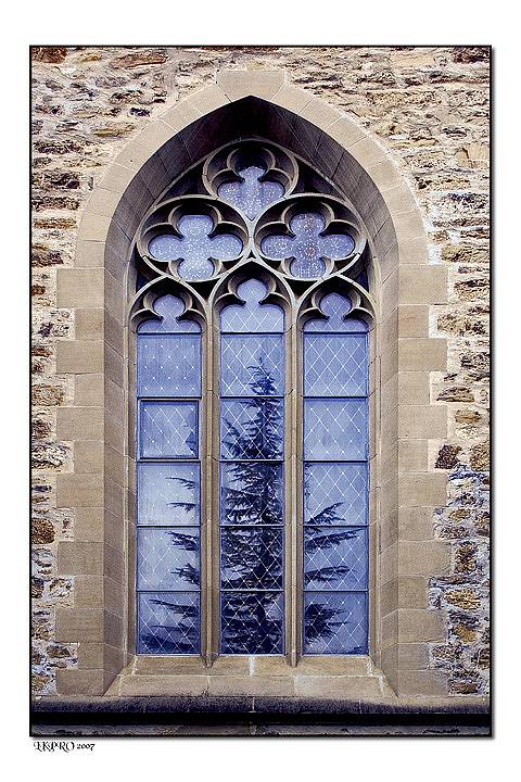 fuori chiesa
