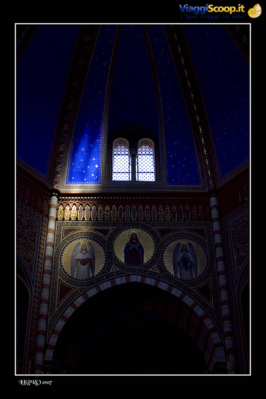interno chiesa