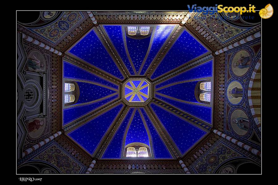 interno chiesa