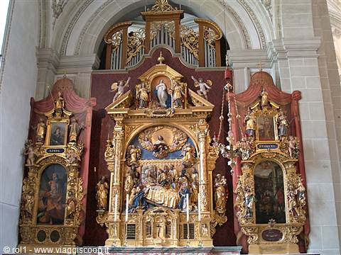 Hofkirche, interno