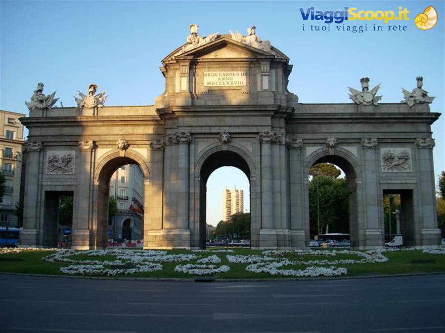 madrid puerta de alcalà