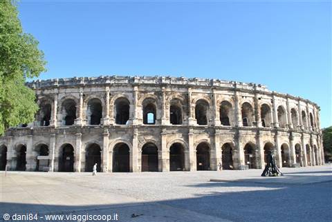 nimes