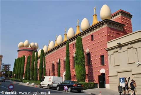 figueras museo dalì
