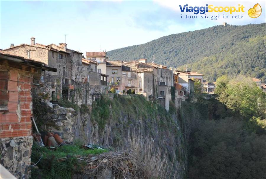 Castellfollit de la roca