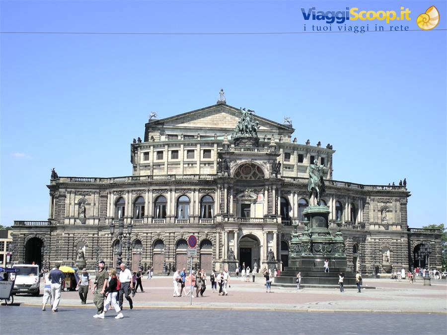 theaterplatz