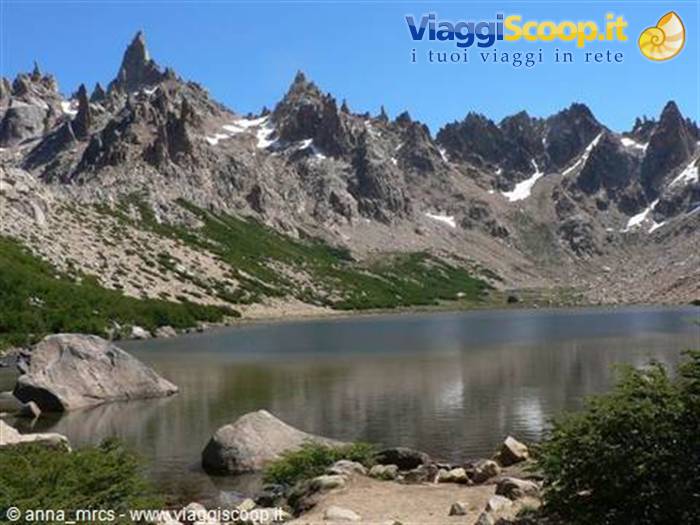 Lago Toncek – Sullo sfondo il Cerro Cathedral