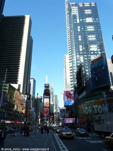 Broadway Av