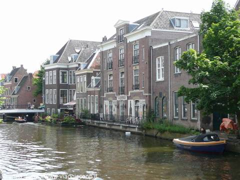 Leiden