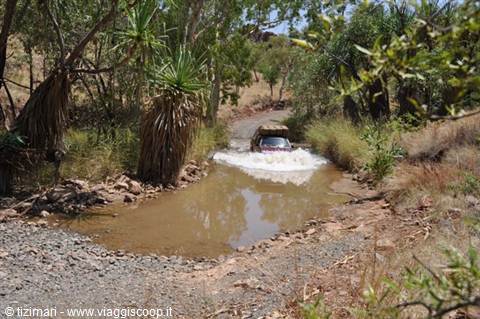 Guado insidioso sulla pista del Purnululu