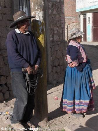 Yanque, Canon del Colca, in attesa del bus