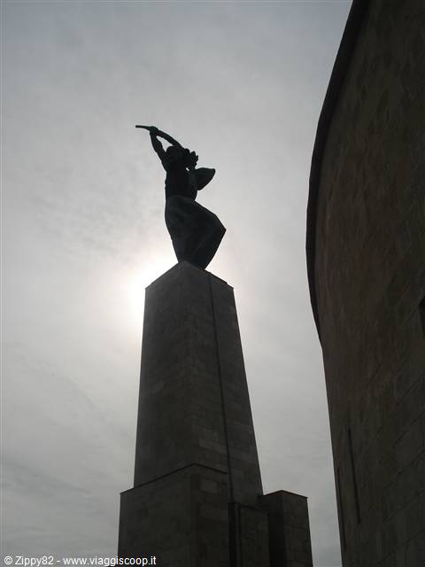 Il monumento alla liberazione dal nazismo