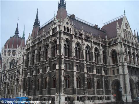 Il parlamento
