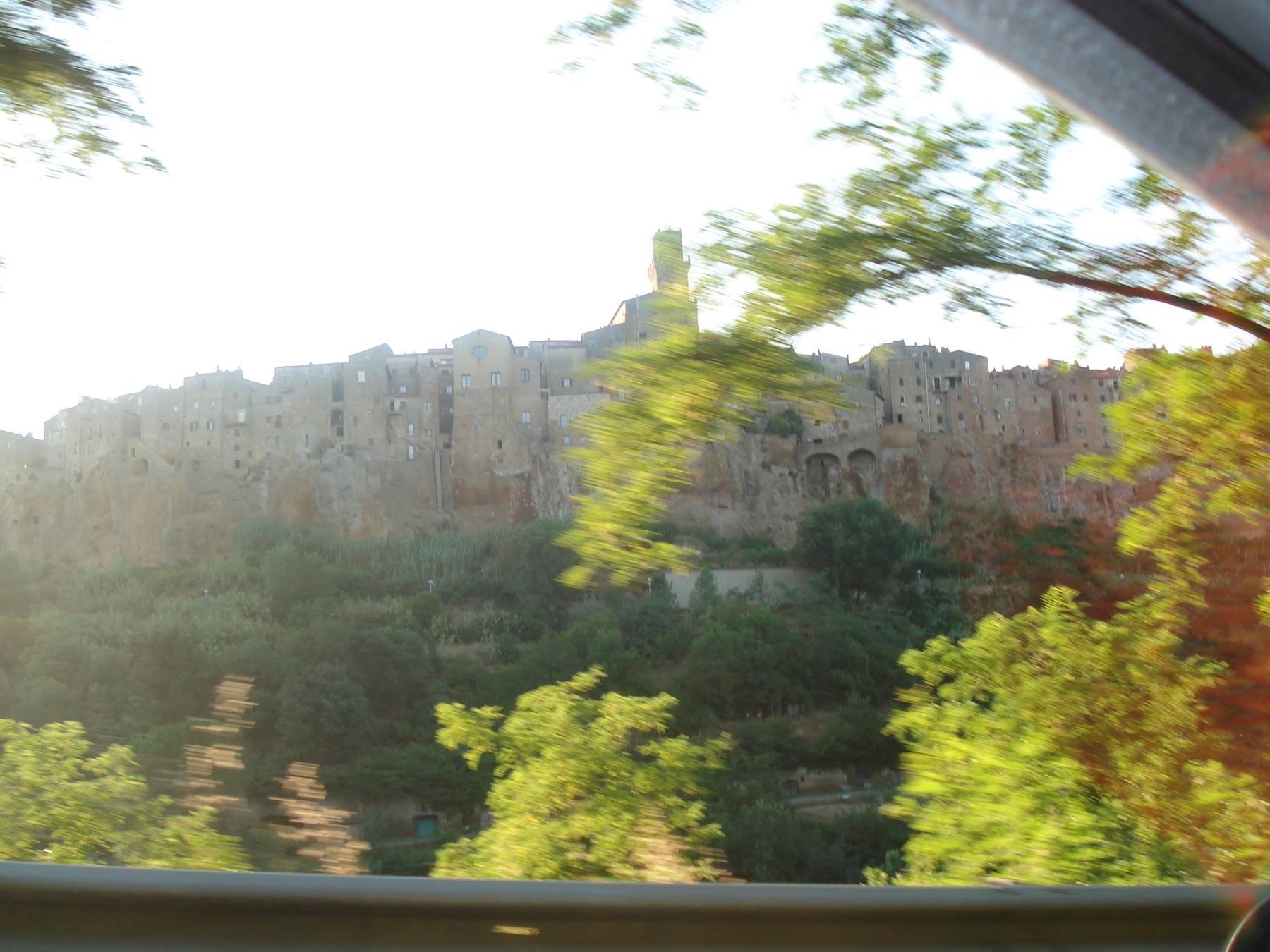 Sulla strada del ritorno....Pitigliano