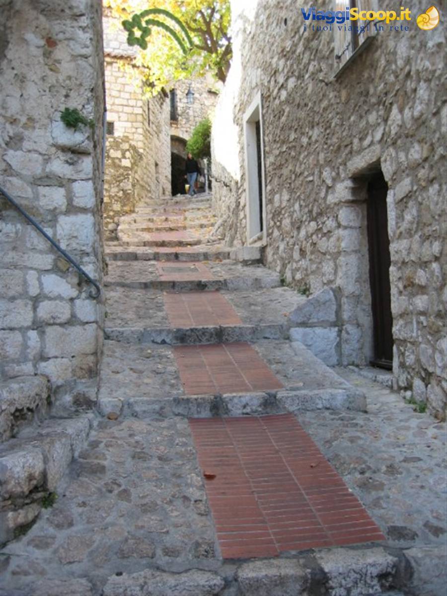 Eze