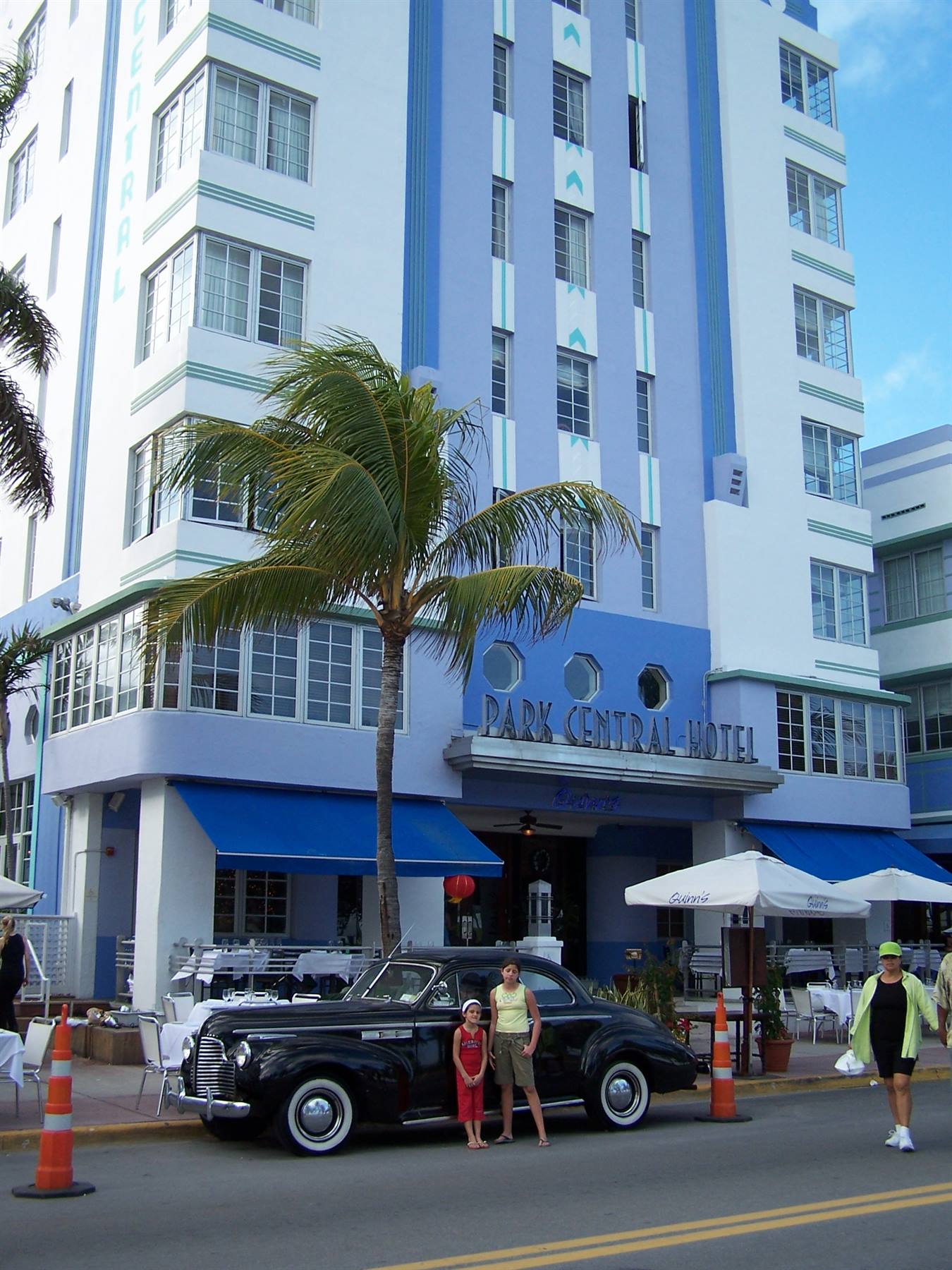OCEAN DRIVE MIAMI
