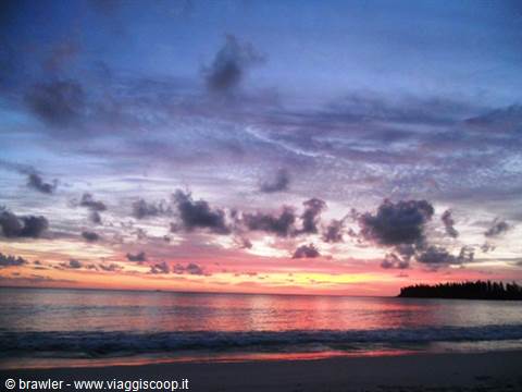 www.born2travel.it