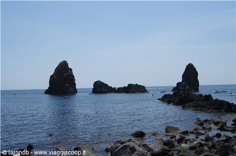 Aci Trezza - i ciclopi