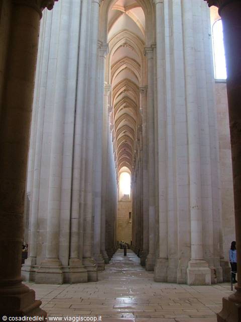Alcobaca, Mosteiro de Santa Maria: interno della chiesa